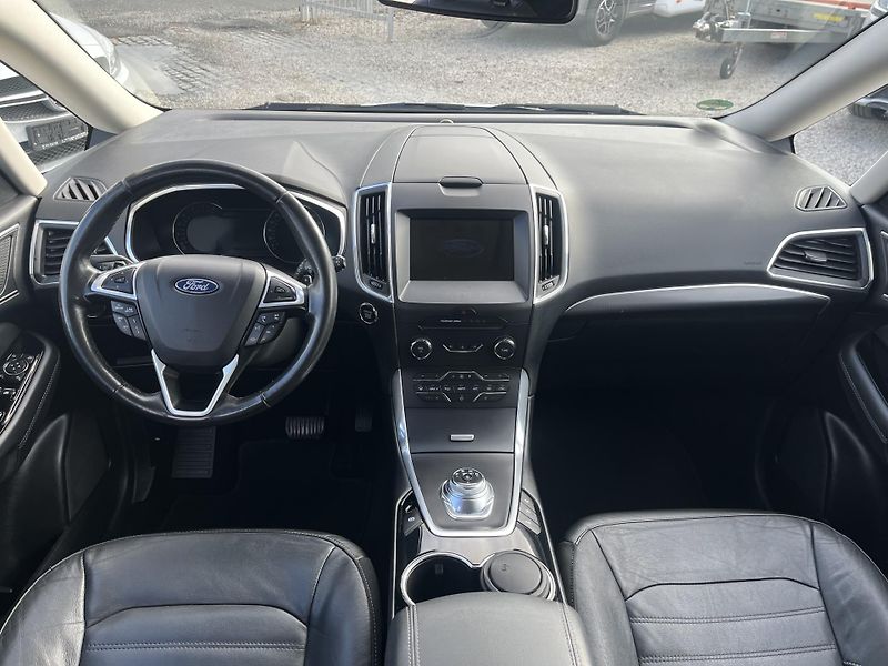 Ford Galaxy (2019) 2.0TDCi 177kw Titanium - fotka 15 z 24