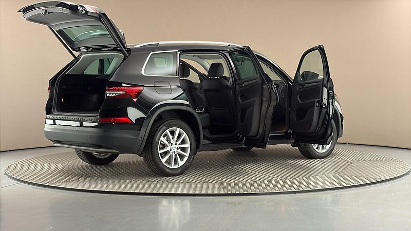 Škoda Kodiaq 2.0 TDI DSG 4x4 Style - fotka 6 z 31