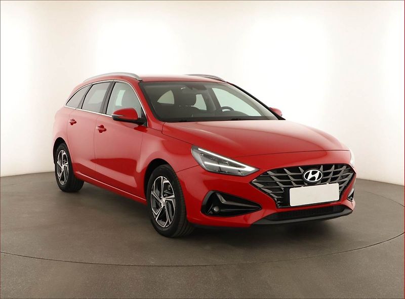 Hyundai i30 (2021) Style 1.0 T-GDI, Serv.kniha - fotka 1 z 13