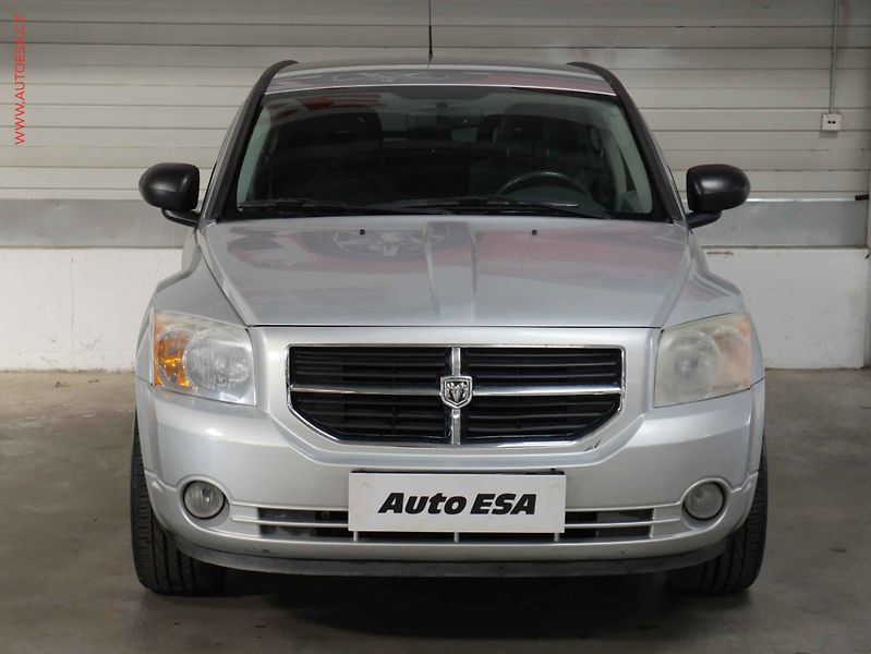 Dodge Caliber (2006) 2.0CRDi, ČR, AC, výhřev sed - fotka 2 z 16