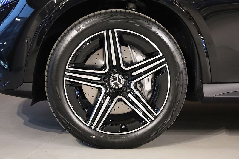 Mercedes-Benz GLC 220d 4MATIC, DISTRONIC, Tažné - fotka 14 z 38