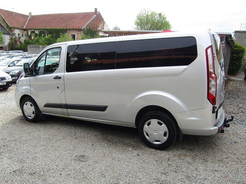 Ford Transit Custom (2019) 2.0 TDCi 96kW  9 MÍST - fotka 4 z 33