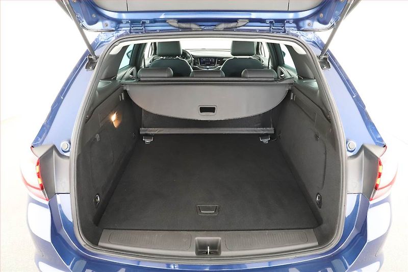 Opel Astra (2022) 1.5 CDTI, Automat, Serv.kniha - fotka 11 z 15