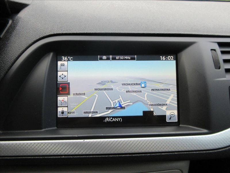 Citroën C5 2,0 HDi, Exclusive, Tourer, 1. - fotka 20 z 39