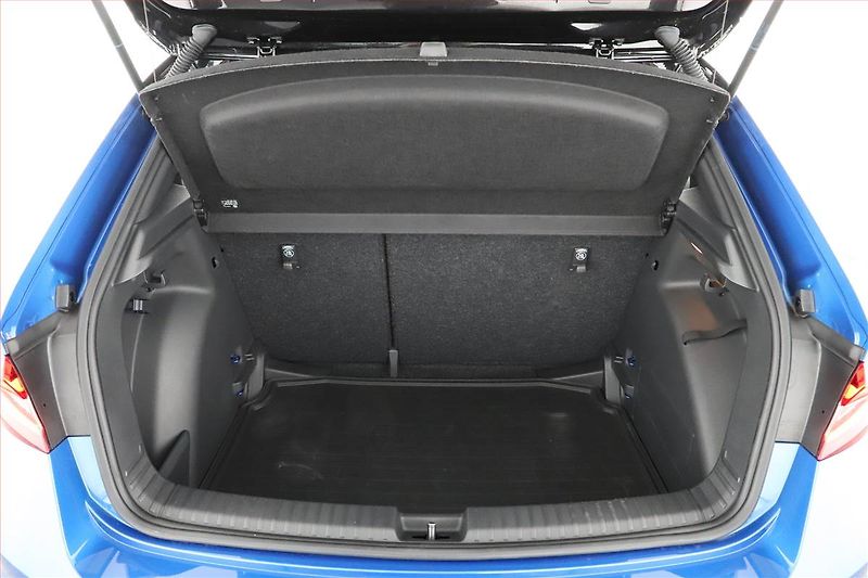 Škoda Fabia (2026) 1.0 TSI, MONTE CARLO, AUTOMAT - fotka 16 z 17