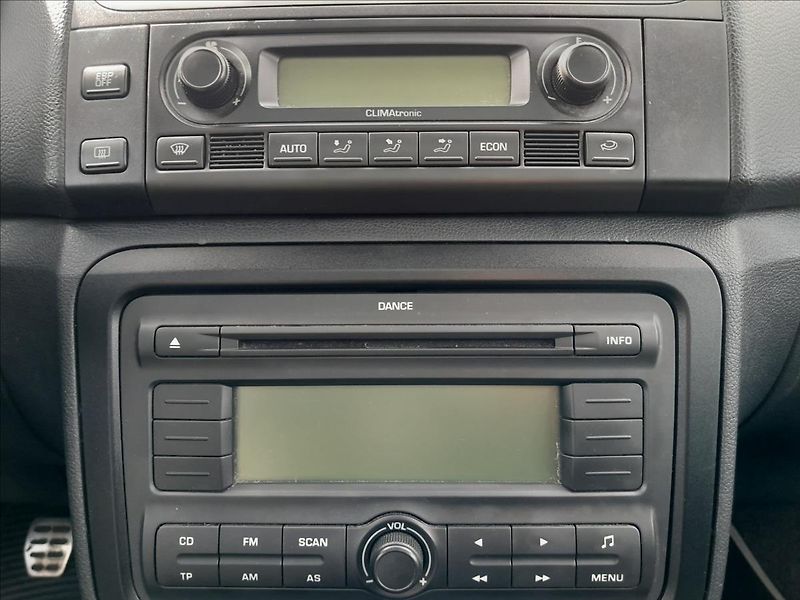 Škoda Roomster 1,6 i 77kW SCOUT MOTOR K.O. - fotka 34 z 43