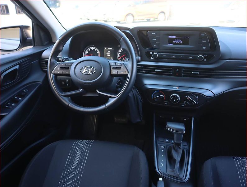 Hyundai i20 (2022) 1.0 T-GDI, Automat, Serv.kniha - fotka 7 z 19
