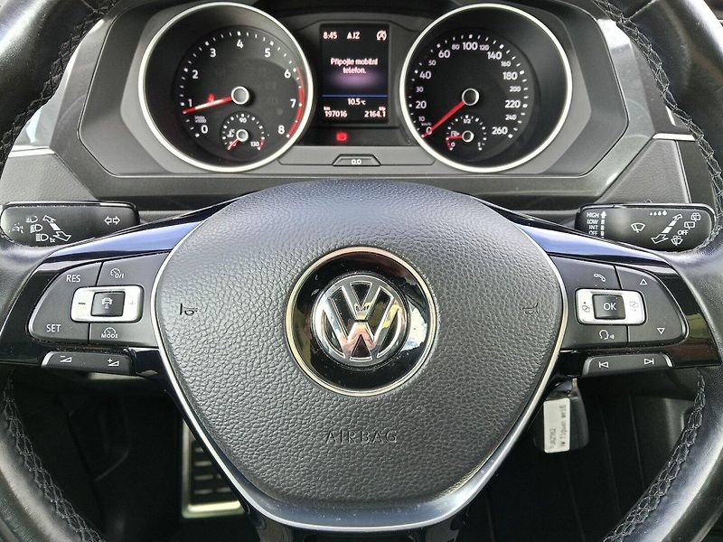 Volkswagen Tiguan (2018) 1.4 TSI 110kW! Sound! Tažné! - fotka 25 z 35