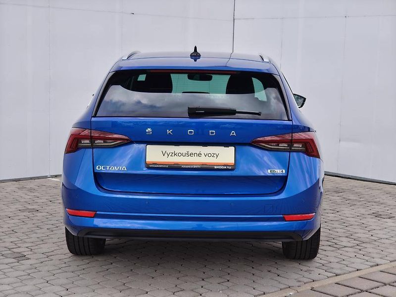 Škoda Octavia Style 7DSG 1,5TSI - fotka 23 z 24