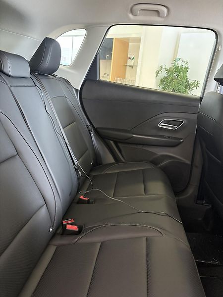 MG ZS (2025) HEV exclusive - fotka 13 z 15
