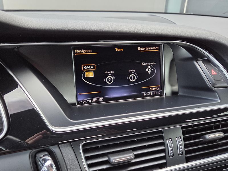 Audi A5 2,0 TDi Sportback - fotka 30 z 40