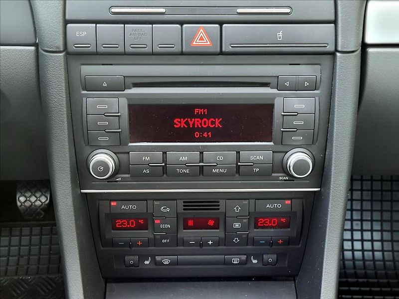 Seat Exeo 1,8 T Style *SERV.KN.+ ROZVODY - fotka 32 z 39