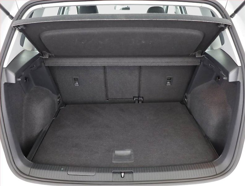Volkswagen Golf Sportsvan (2019) 1.0 TSI, ČR,1.maj, Serv.kniha - fotka 19 z 19