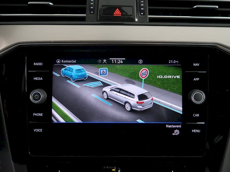 Volkswagen Passat (2022) ELEGANCE 2.0TDI EVO 110KW DSG - fotka 26 z 39