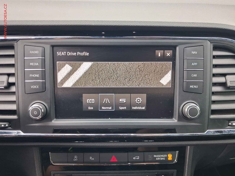 Seat Ateca (2018) 1.5 TSi, Xcellence, DSG, TZ - fotka 20 z 20