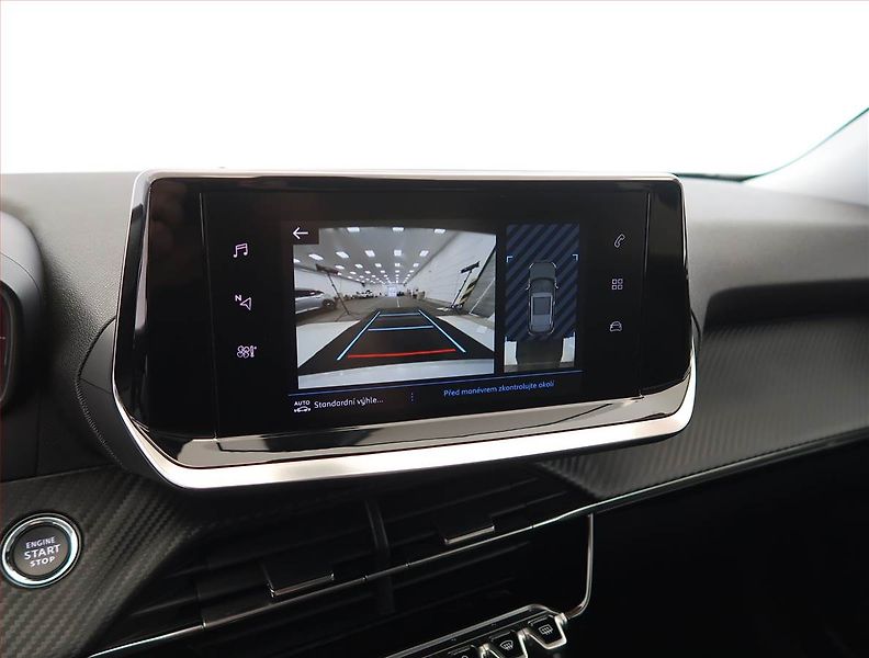 Peugeot 2008 (2022) Allure 1.2 PureTech, Automat - fotka 20 z 25