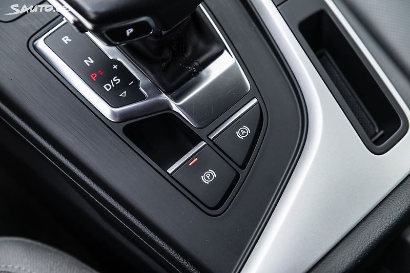 Audi A4 2.0 TDI quattro*Servis - fotka 32 z 43