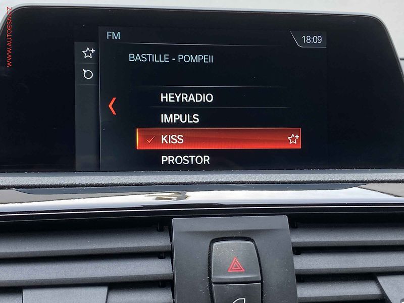 BMW Řada 2 (2019) 2.0d 218d, ČR, LED, navi - fotka 17 z 18