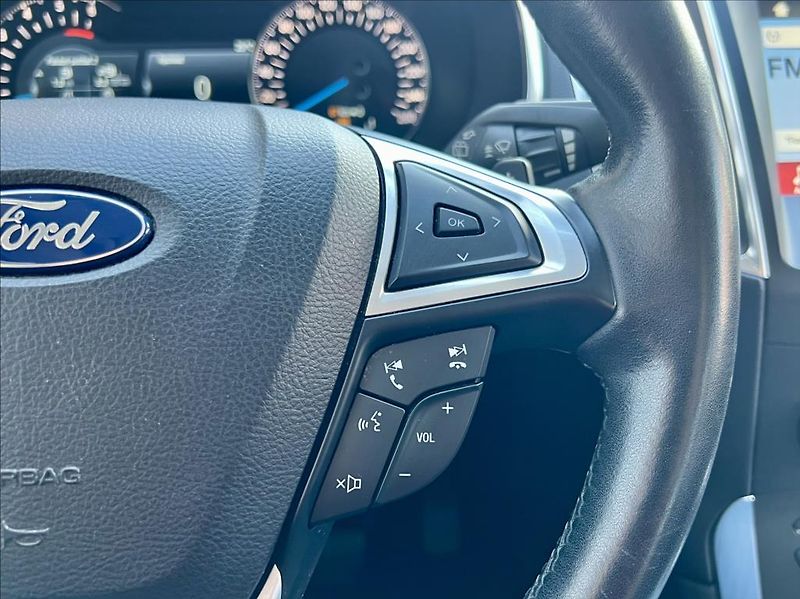 Ford Galaxy 2,0 TDCi  TITANIUM 7-míst záru - fotka 31 z 48