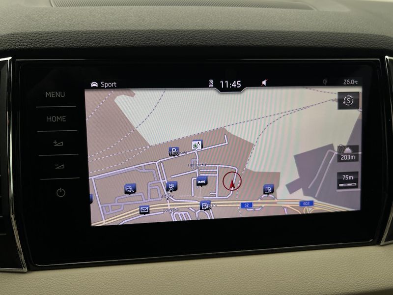 Škoda Karoq 1.5 TSI STYLE AUT CZ - fotka 28 z 44