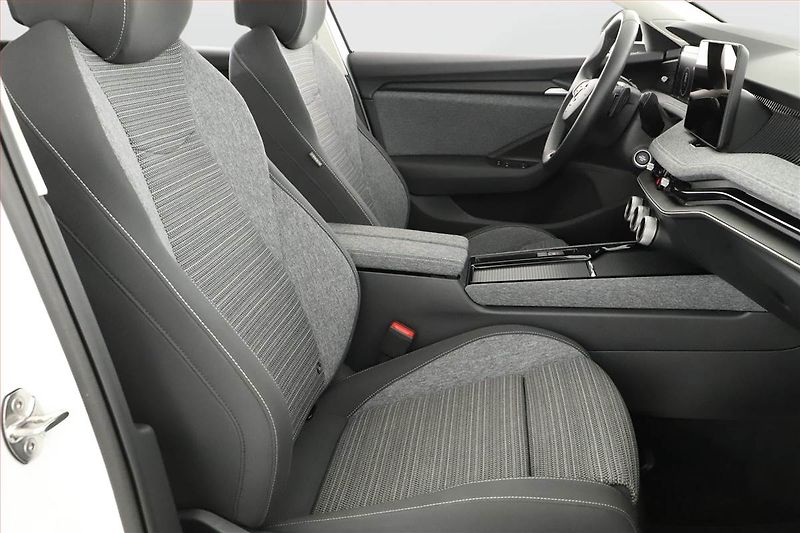 Škoda Superb (2024) 2.0 TDI, Selection - fotka 7 z 20