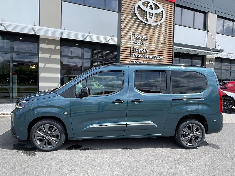 Toyota ProAce City Verso 1.5 D-4D A/T VIP 7S - fotka 3 z 29