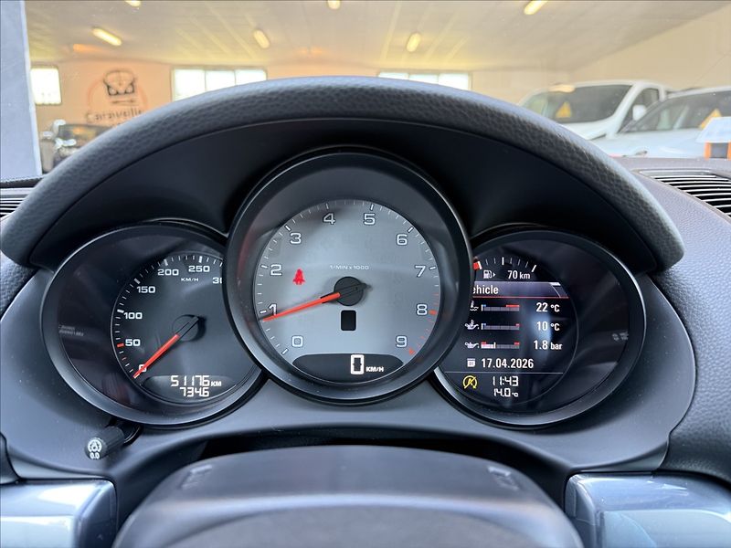 Porsche Cayman 3,4 S 981 manuál Top stav! - fotka 22 z 33