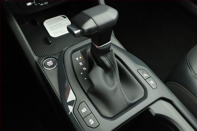 Kia K4 (2026) 1.6 T-GDI, Mrtvý úhel - fotka 10 z 25