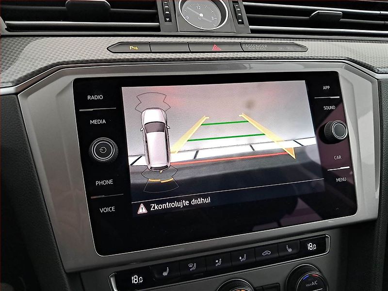 Volkswagen Passat (2017) Alltrack 2.0 TDI, 4X4 - fotka 20 z 21