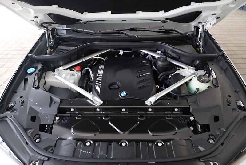 BMW X5 xDrive30d - fotka 9 z 18
