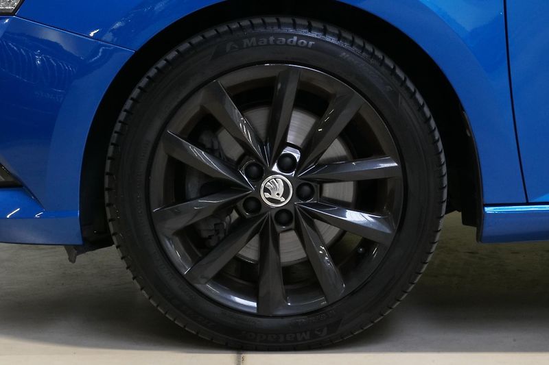 Škoda Fabia 1.0TSI 70kW,DSG,TOUR,ČR,1.MAJ - fotka 10 z 29
