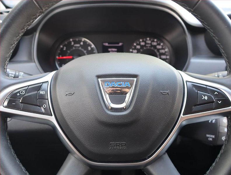Dacia Duster (2018) 1.2 TCe, 4X4, Serv.kniha - fotka 17 z 19
