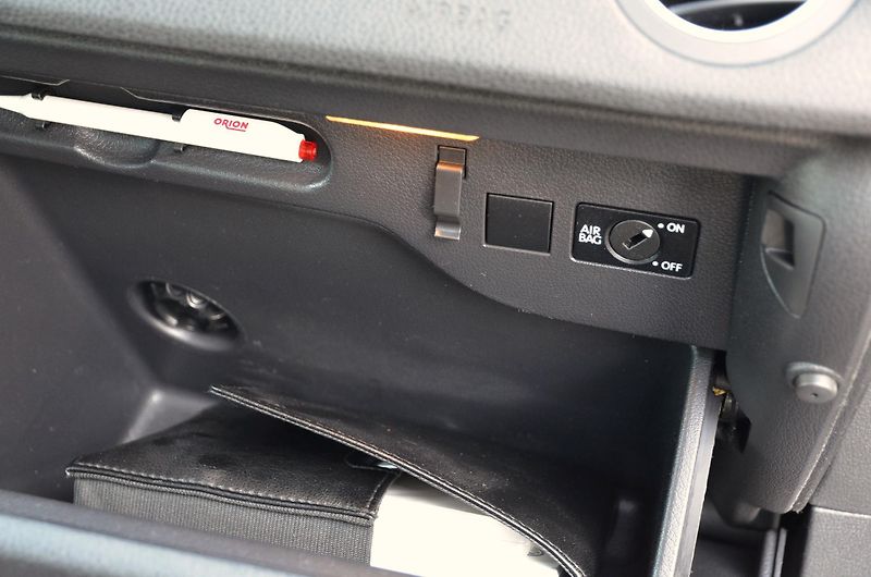 Volkswagen Golf Plus (2011) 1.6 TDi 77kW STYLE / TAŽNÉ - fotka 28 z 35