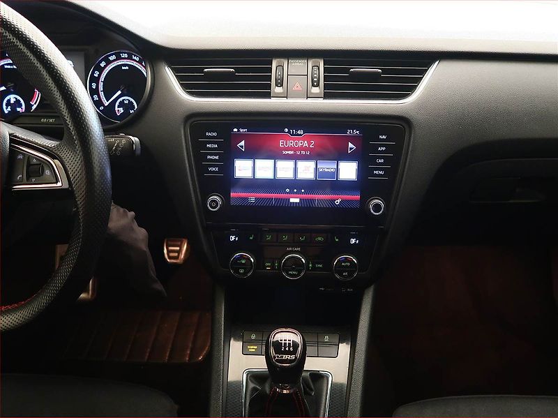 Škoda Octavia (2017) RS 230 2.0 TSI, LPG, Navi - fotka 12 z 17