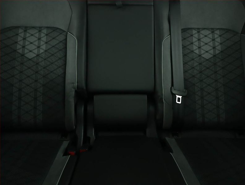 Volkswagen Tiguan (2023) R-Line 2.0 TDI - fotka 10 z 17