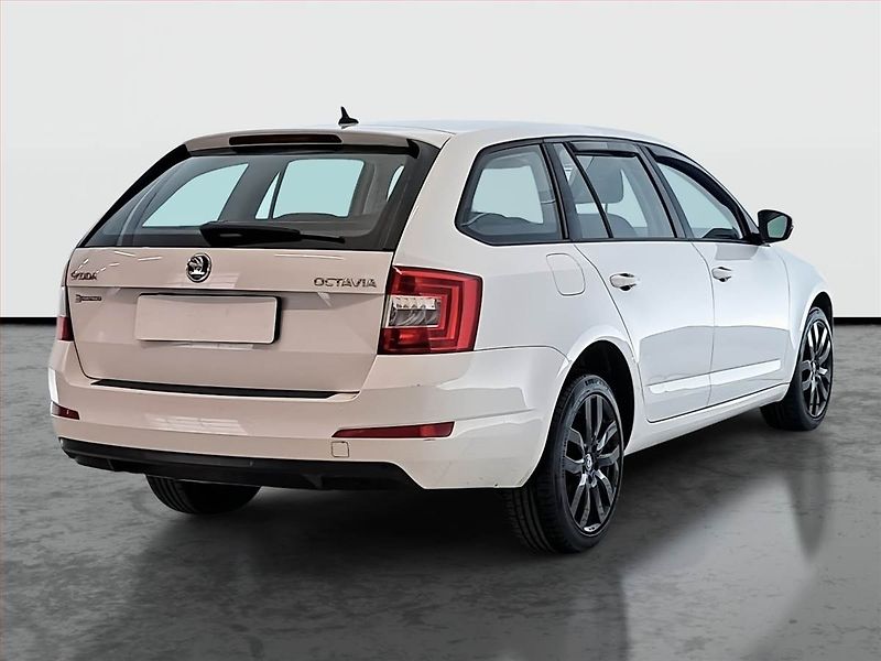 Škoda Octavia (2016) Ambition 1.6 TDI, Navi - fotka 5 z 18