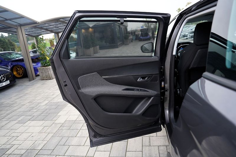 Peugeot 5008 1.6 HDI automat/88KW/7MÍST/ČR - fotka 17 z 44