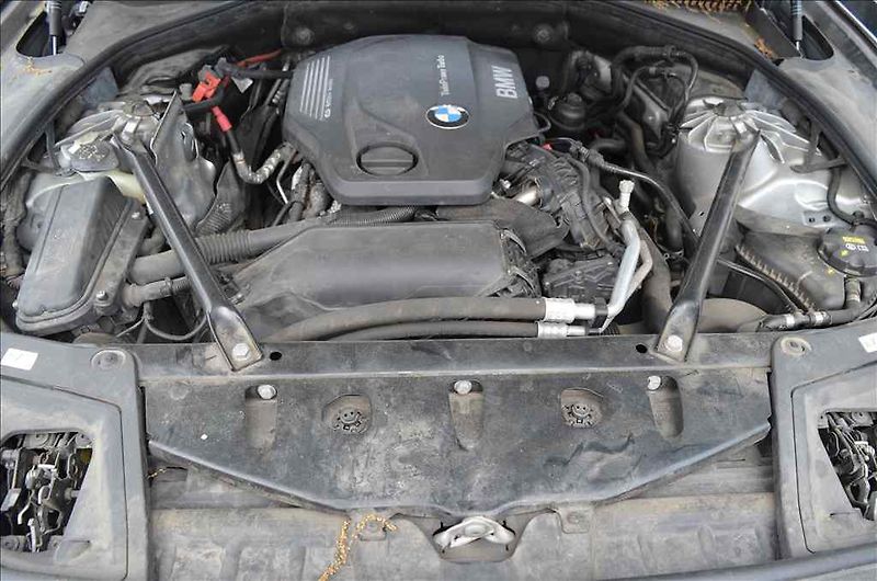 BMW Ostatní (2016) 520D TOURING AT - fotka 14 z 14