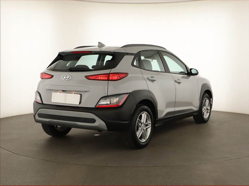 Hyundai Kona (2023) Comfort 1.0 T-GDI MHEV, ČR - fotka 5 z 14