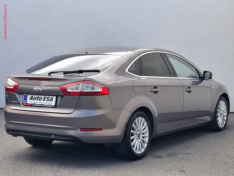 Ford Mondeo (2014) 2.0 TDCi, Business, bixen - fotka 4 z 19