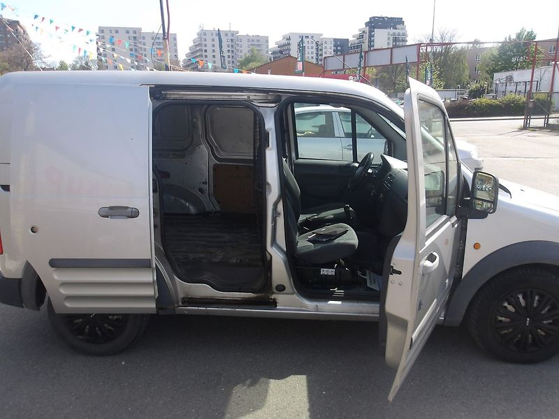 Ford Transit Connect 1,8TDCi NOVÉ TURBO+VSTŘIKY !!! - fotka 7 z 28