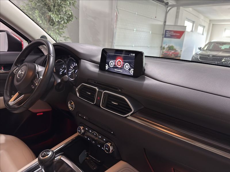 Mazda CX-5 2,2   D AWD REVOLUTION BOSE TO - fotka 26 z 50