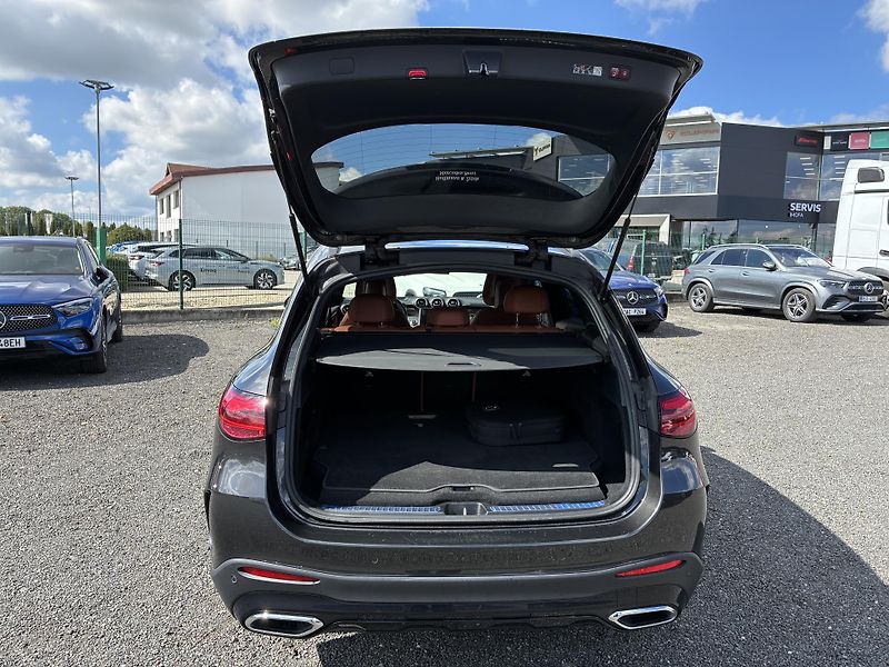 Mercedes-Benz GLC (2024) 300de 4MATIC - fotka 4 z 15