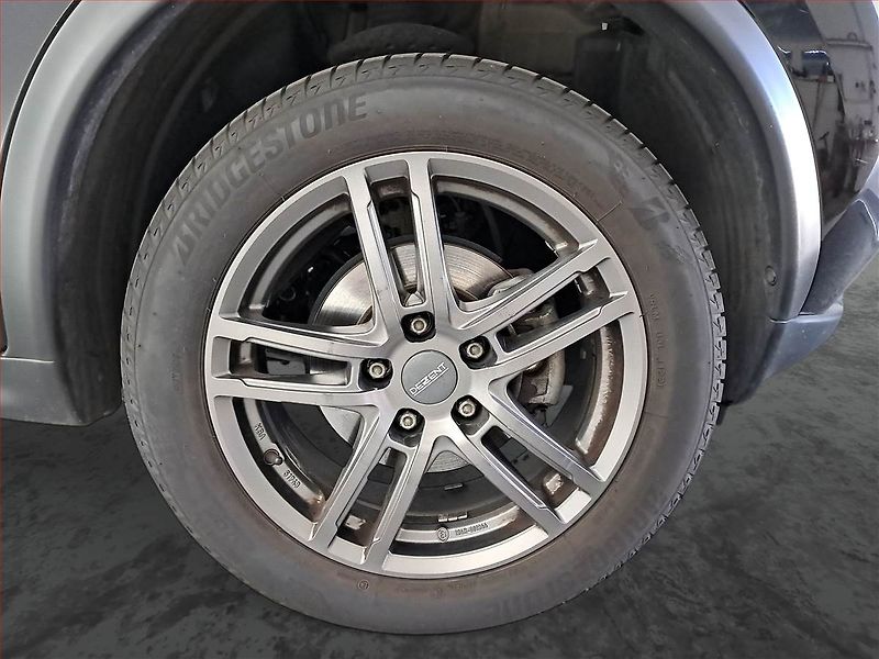 Nissan Juke (2016) 1.6 i, Automat, Serv.kniha - fotka 15 z 18