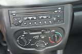 Peugeot 206 + 1.1i 44kW 5dv. Klima - náhled 12
