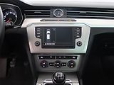 Volkswagen Passat (2015) Comfortline 1.6 TDI, Navi - náhled 12