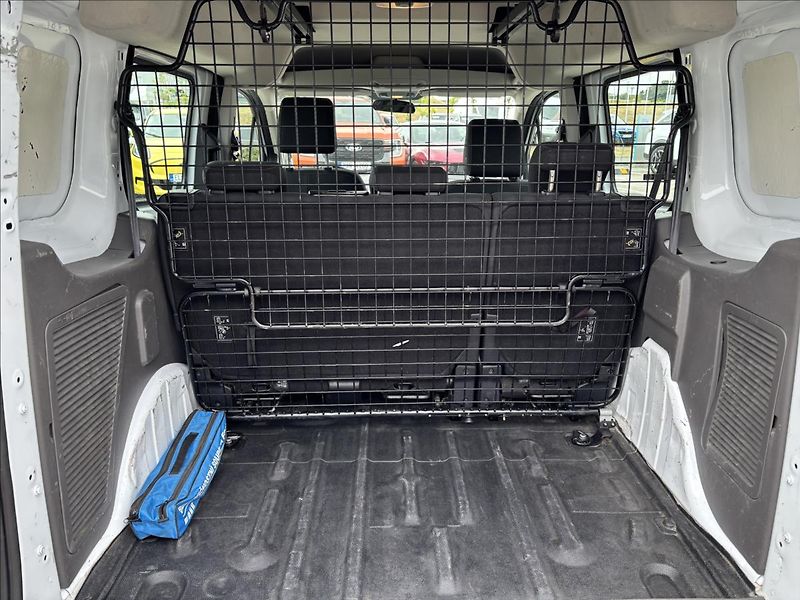 Ford Transit Connect 1,5 EcoBlue 74kW L1 DPH - fotka 11 z 33