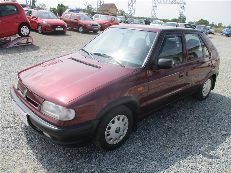 Škoda Felicia 1,3 GLXi, 50kW, + 4x pneu, - fotka 3 z 18