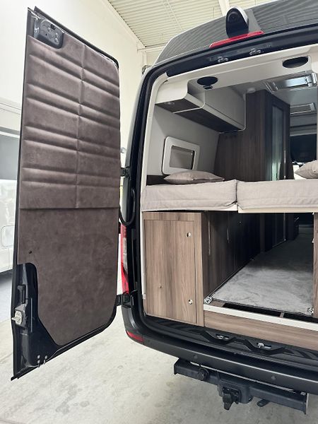 Kabe Travel Master VAN (2025) Abisko Van 690 LB 4x4  - fotka 16 z 40