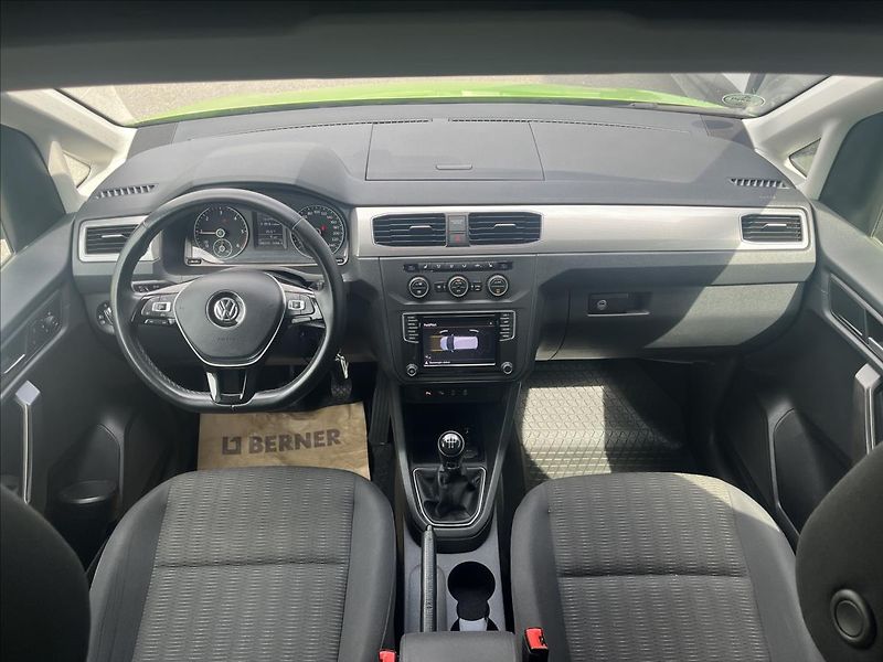 Volkswagen Caddy 2,0 TDI - fotka 11 z 22